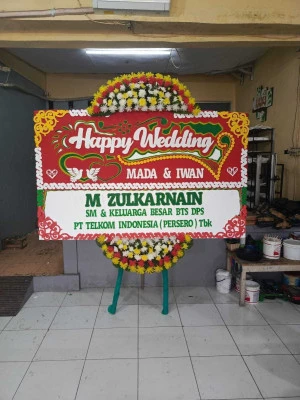 Papan Bunga di Universitas Trisakti